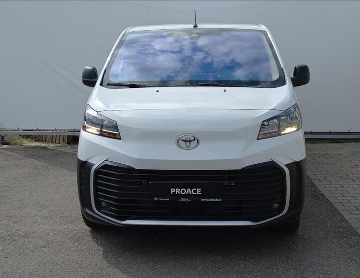 Toyota ProAce 4