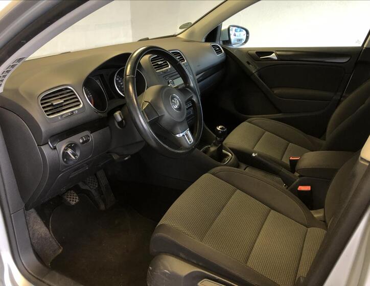 Volkswagen Golf 8
