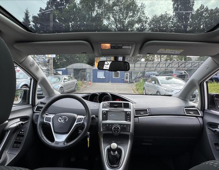 Toyota Verso 41