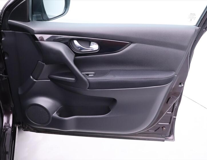 Nissan Qashqai 12