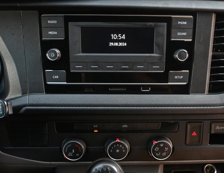 Volkswagen Transporter 12