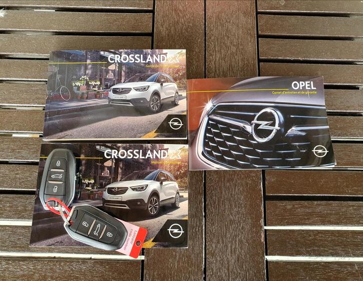 Opel Crossland X 46