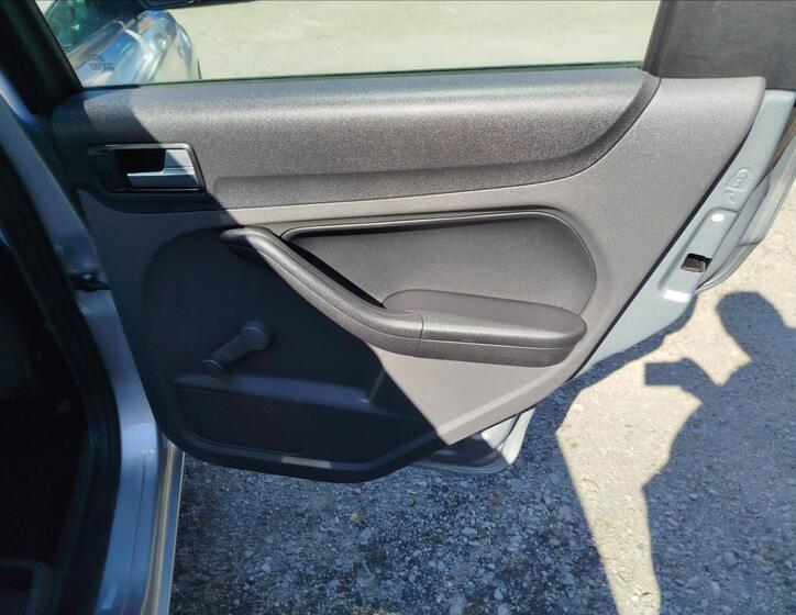 Ford Focus 22