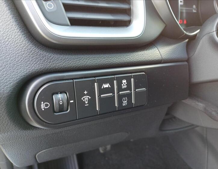 KIA Ceed 11
