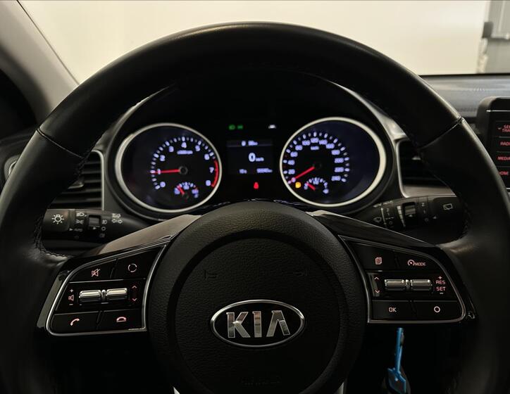 KIA Ceed 11
