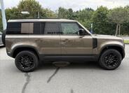 Land Rover Defender 6