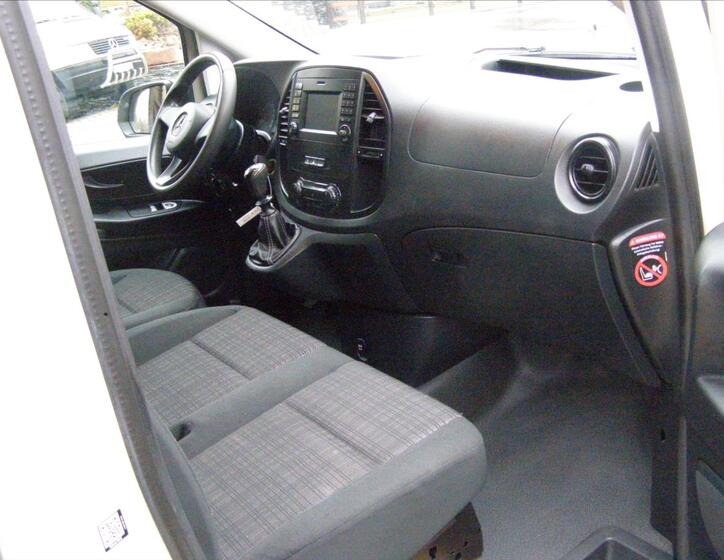 Mercedes-Benz Vito 22