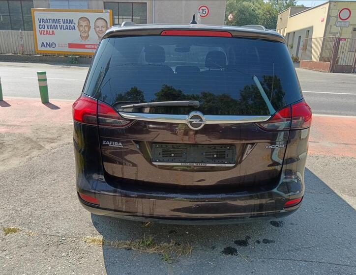 Opel Zafira 11