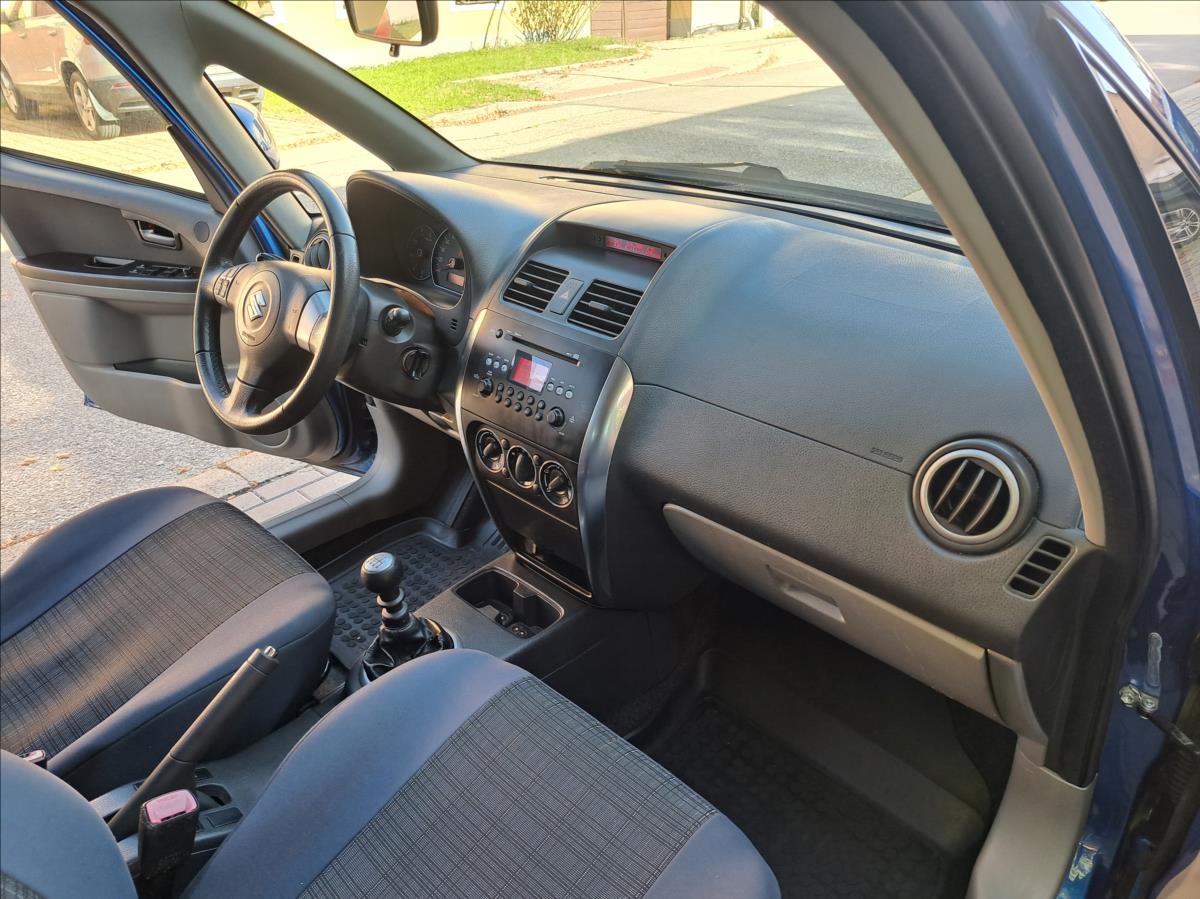 Suzuki SX4
