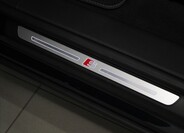 Audi Q8 25