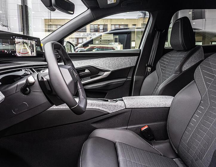 Peugeot 5008 11