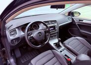 Volkswagen Golf 13