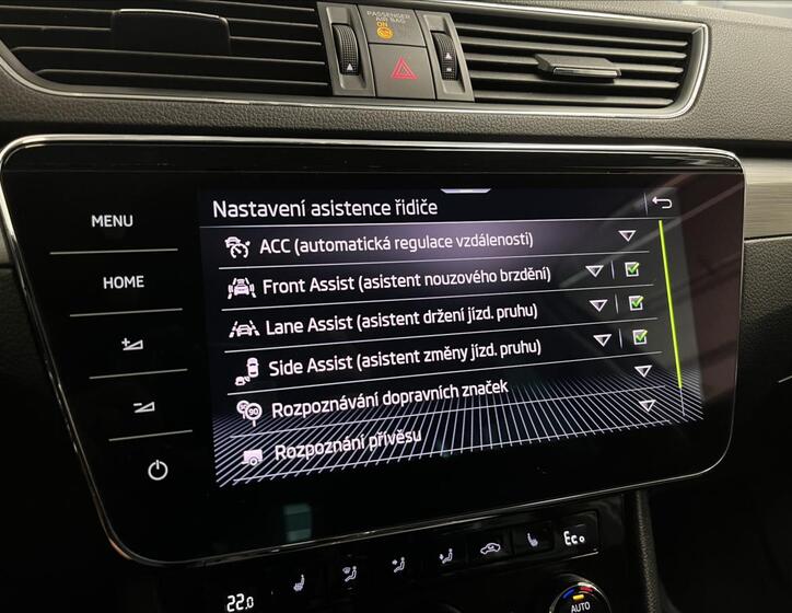 Škoda Superb 9