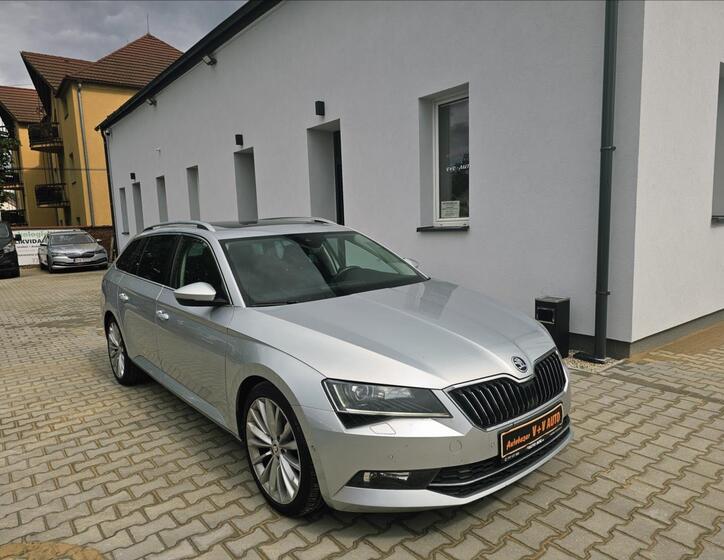 Škoda Superb 1