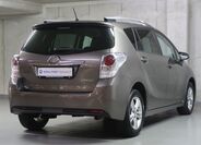 Toyota Verso 5
