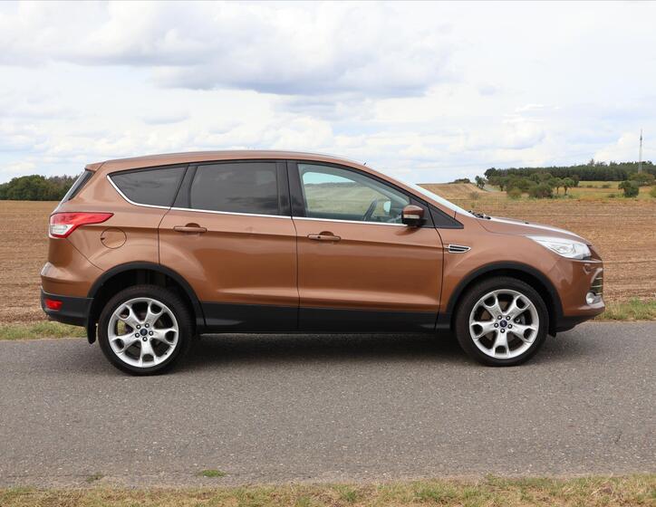 Ford Kuga 8