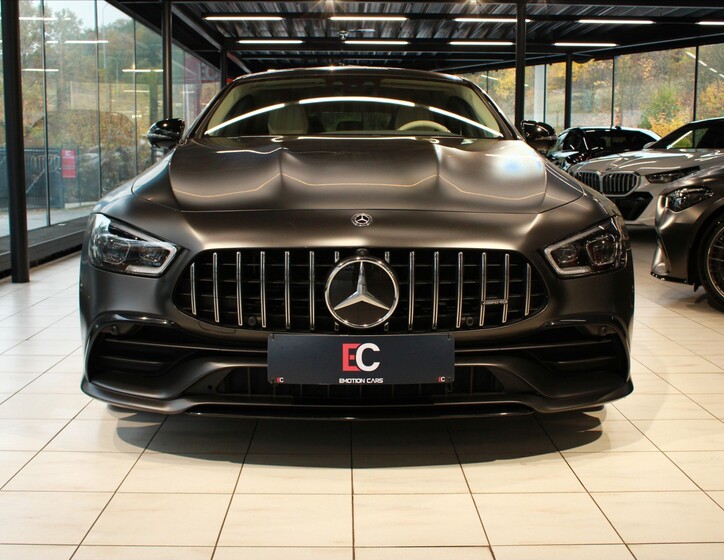 Mercedes-Benz AMG GT 2