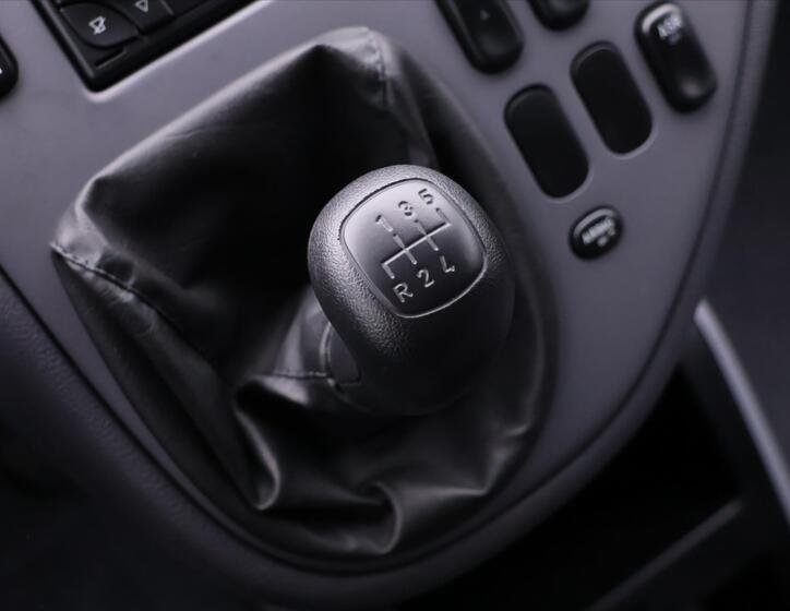 Mercedes-Benz Vito 72