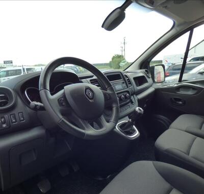 Renault Trafic 12
