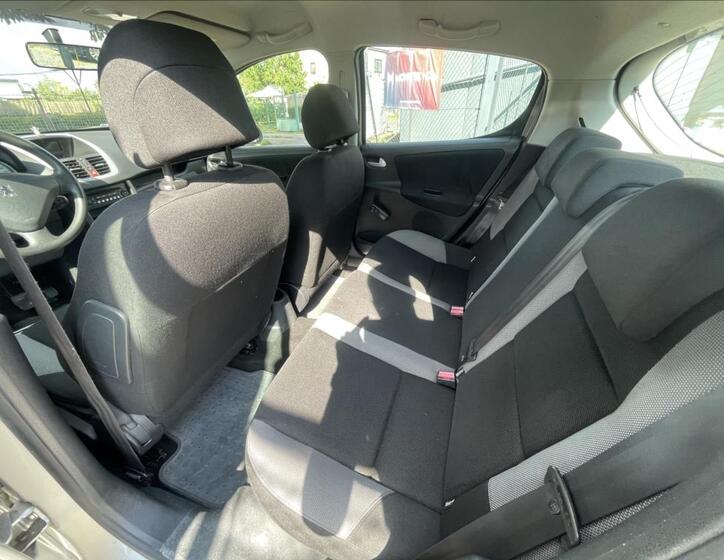 Peugeot 207 35
