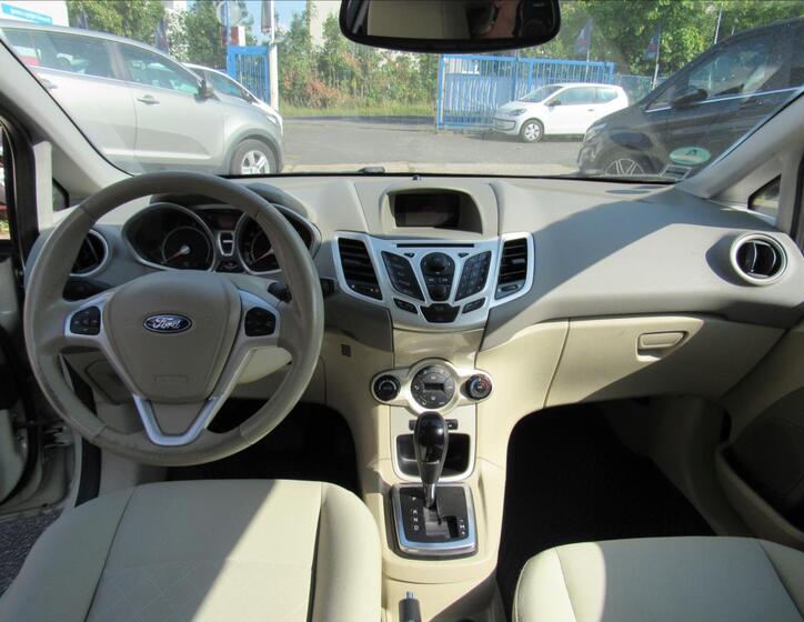 Ford Fiesta 11