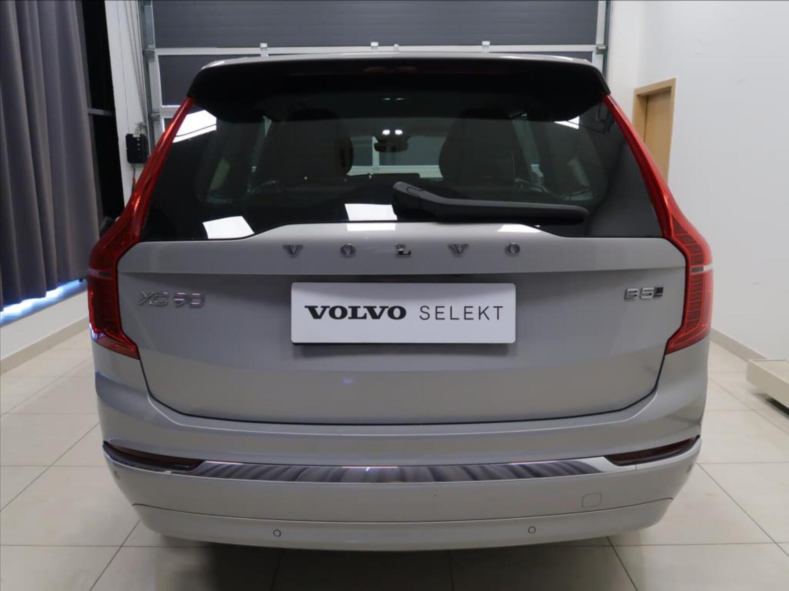 Volvo XC90 5