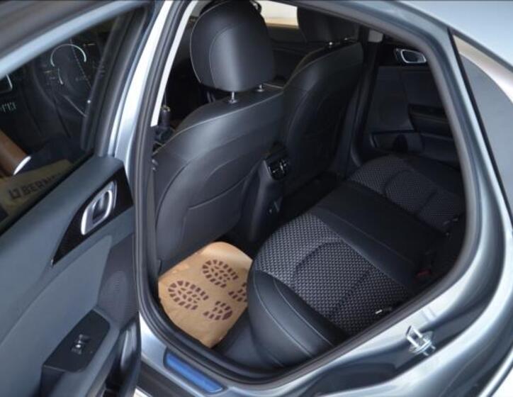 KIA XCeed 6