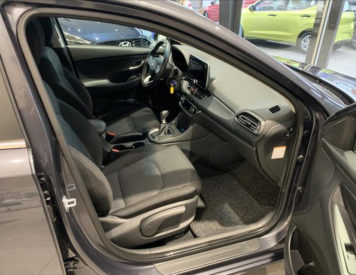 Hyundai i30 41