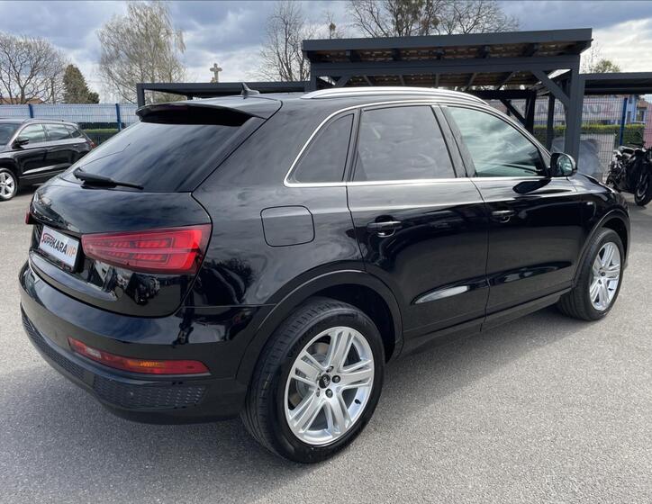 Audi Q3 5