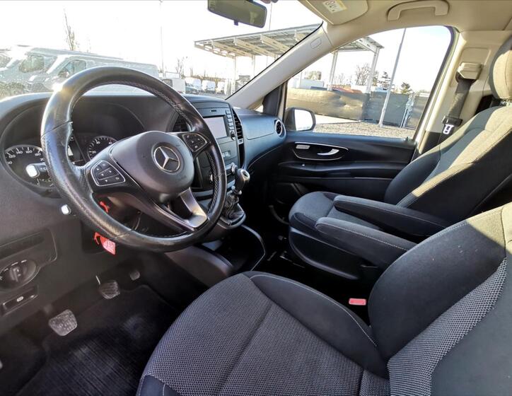 Mercedes-Benz Vito 6