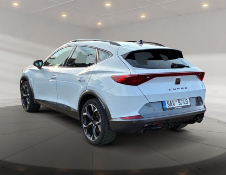 Cupra Formentor 3