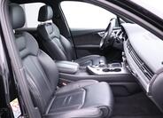 Audi Q7 13