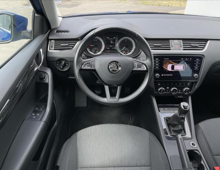Škoda Octavia 8
