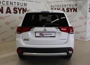 Mitsubishi Outlander 5