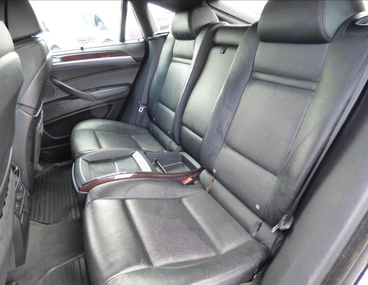 BMW X6 52