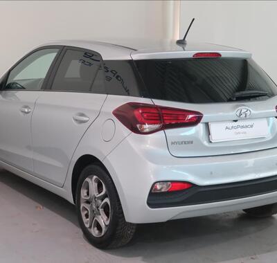 Hyundai i20 6
