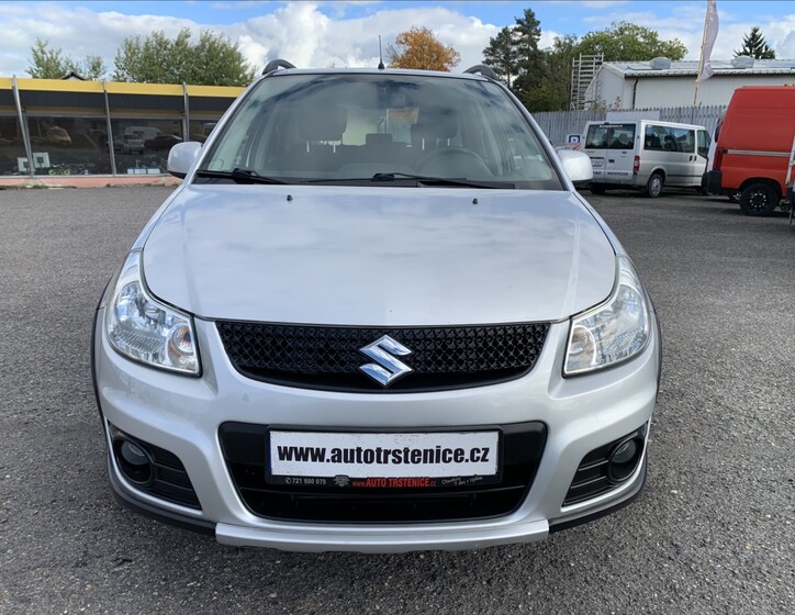 Suzuki SX4 9