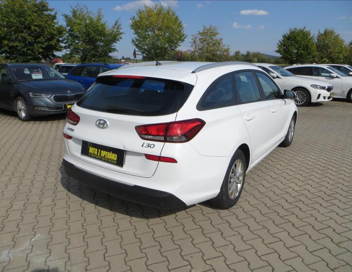Hyundai i30 8
