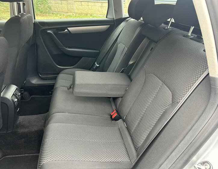 Volkswagen Passat 34