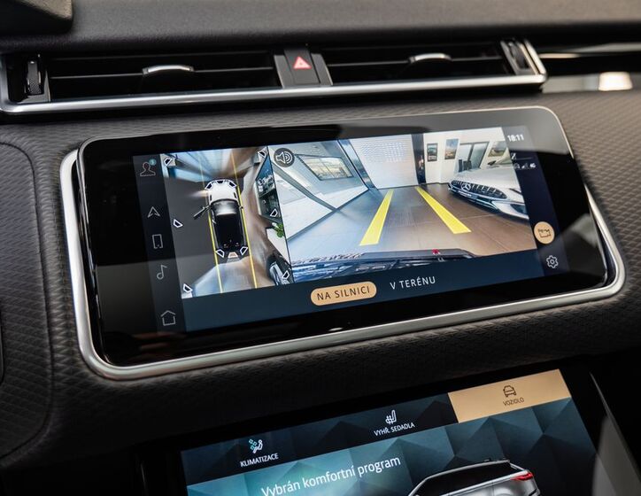Land Rover Range Rover Velar 12