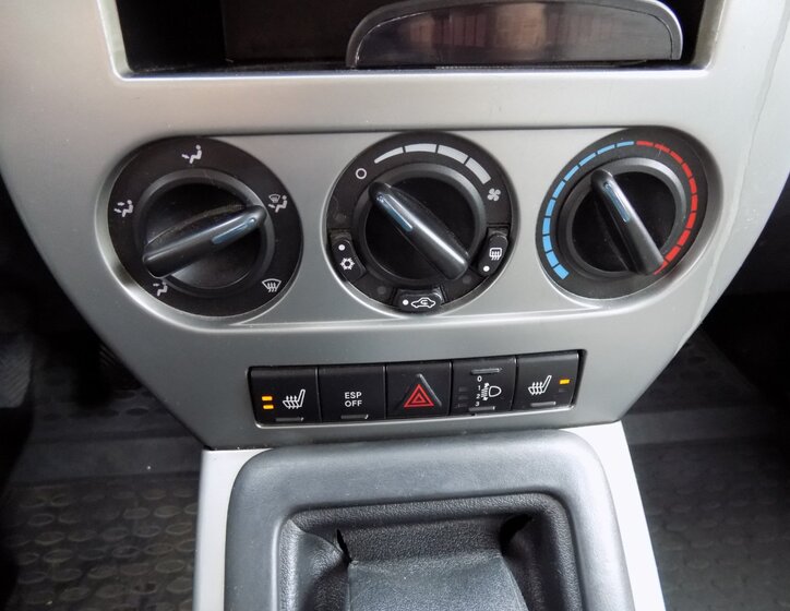 Jeep Compass 26