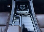 Jaguar F-Pace 24