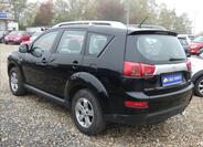 Peugeot 4007 6