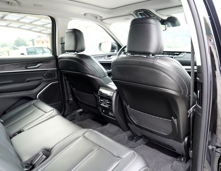 Jeep Grand Cherokee 33