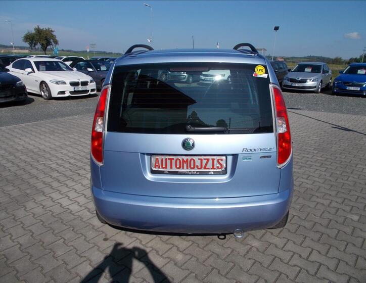 Škoda Roomster 10