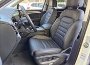 Volkswagen Touareg 8