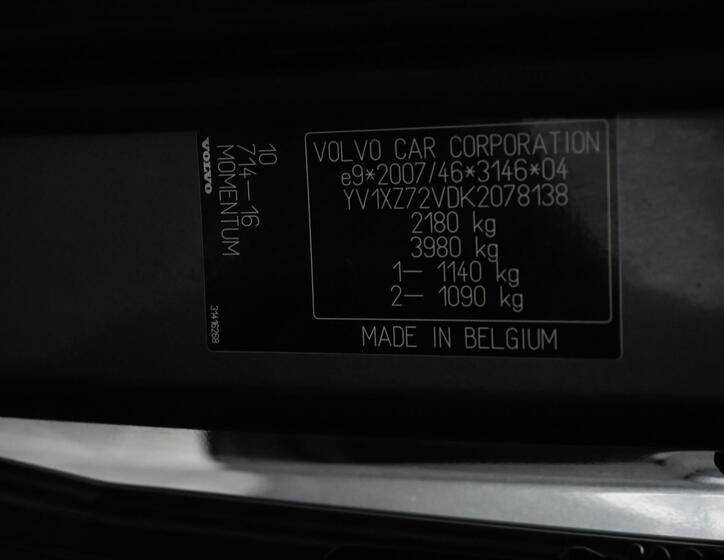 Volvo XC40 8