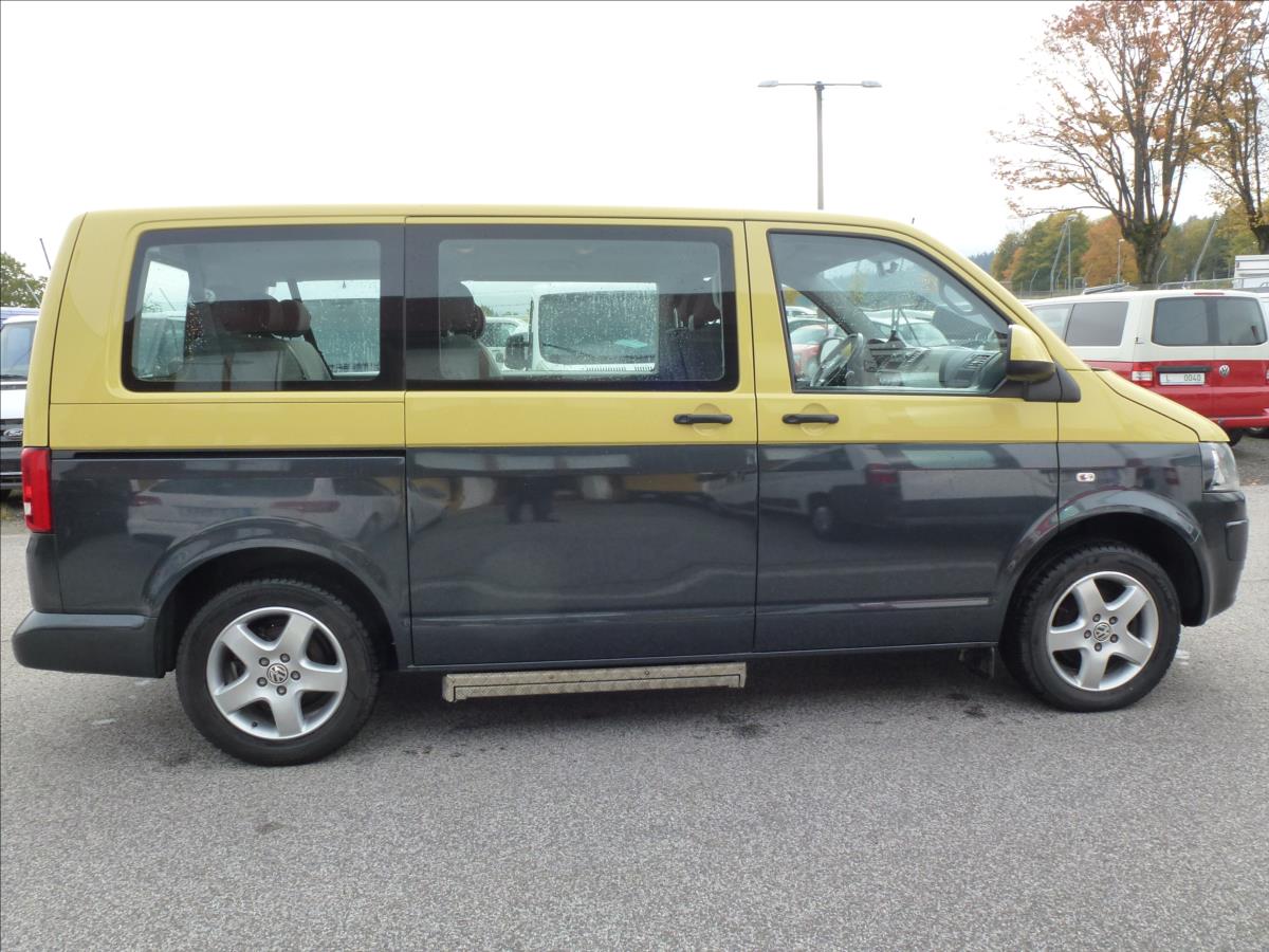 Volkswagen Caravelle