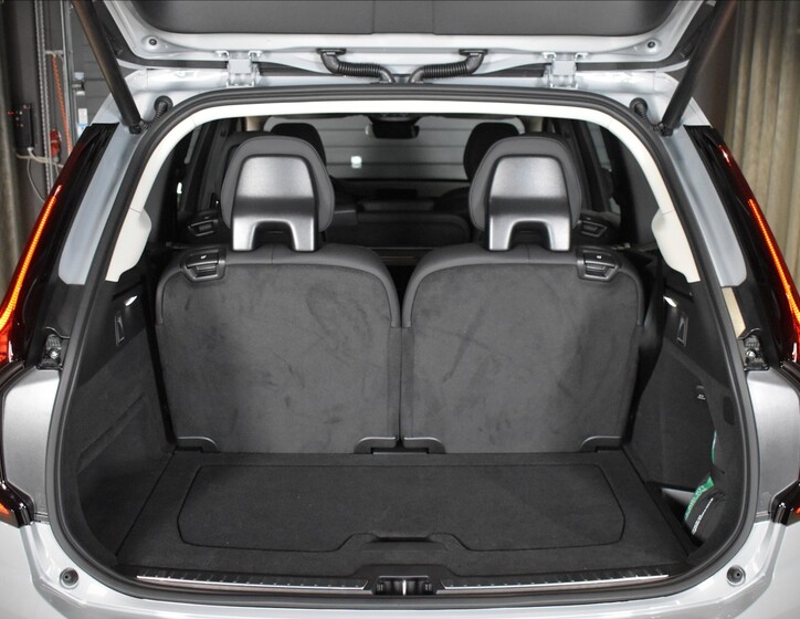 Volvo XC90 9