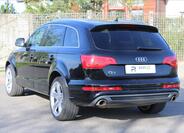 Audi Q7 43